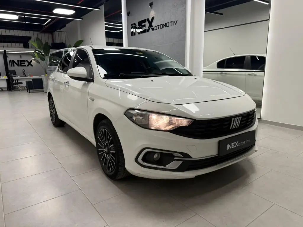 EGEA 1.6 M-JET EASY PLUS SEDAN