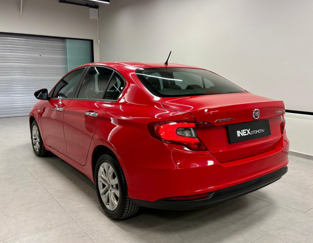 EGEA SEDAN 1.6 M-JET URBAN PLUS