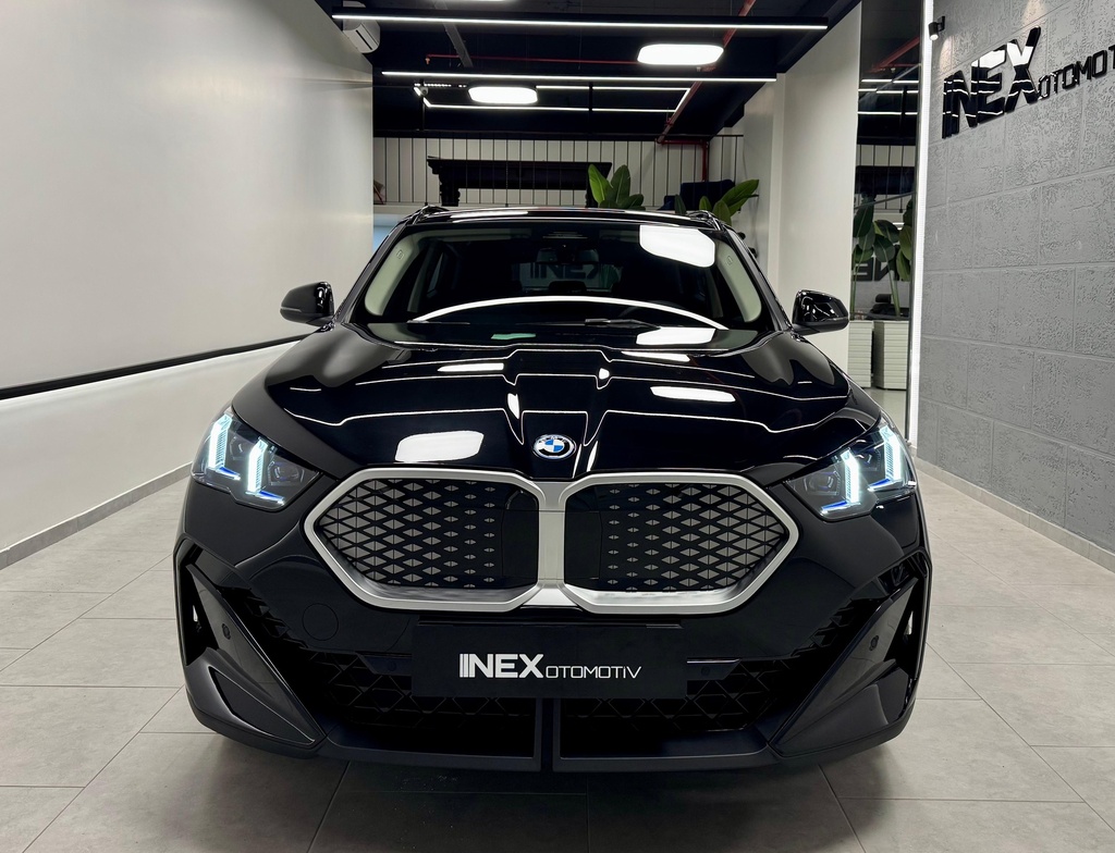 BMW İX2 eDRİVE20