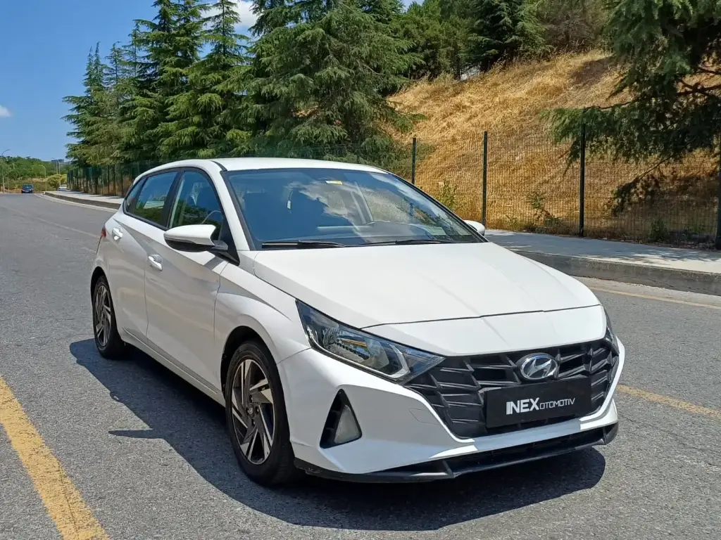 HYUNDAİ İ20 STYLE 1.4MPİ 90.000KM DEĞİŞENSİZ