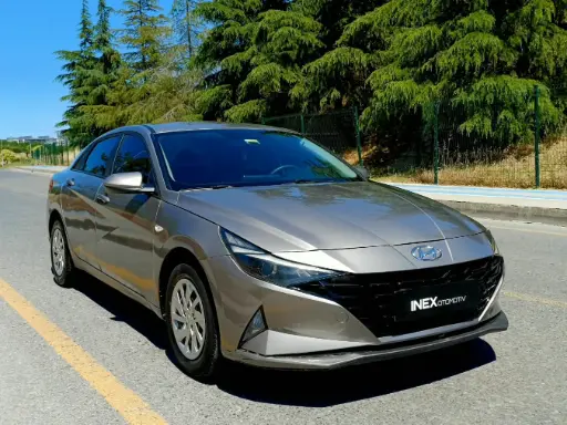 2022 HYUNDAİ ELENTRA STYLE COMFORT %20 FATURALI DEĞİŞENSİZ